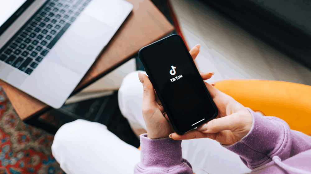 Watch and Earn TikTok New Feature 2025